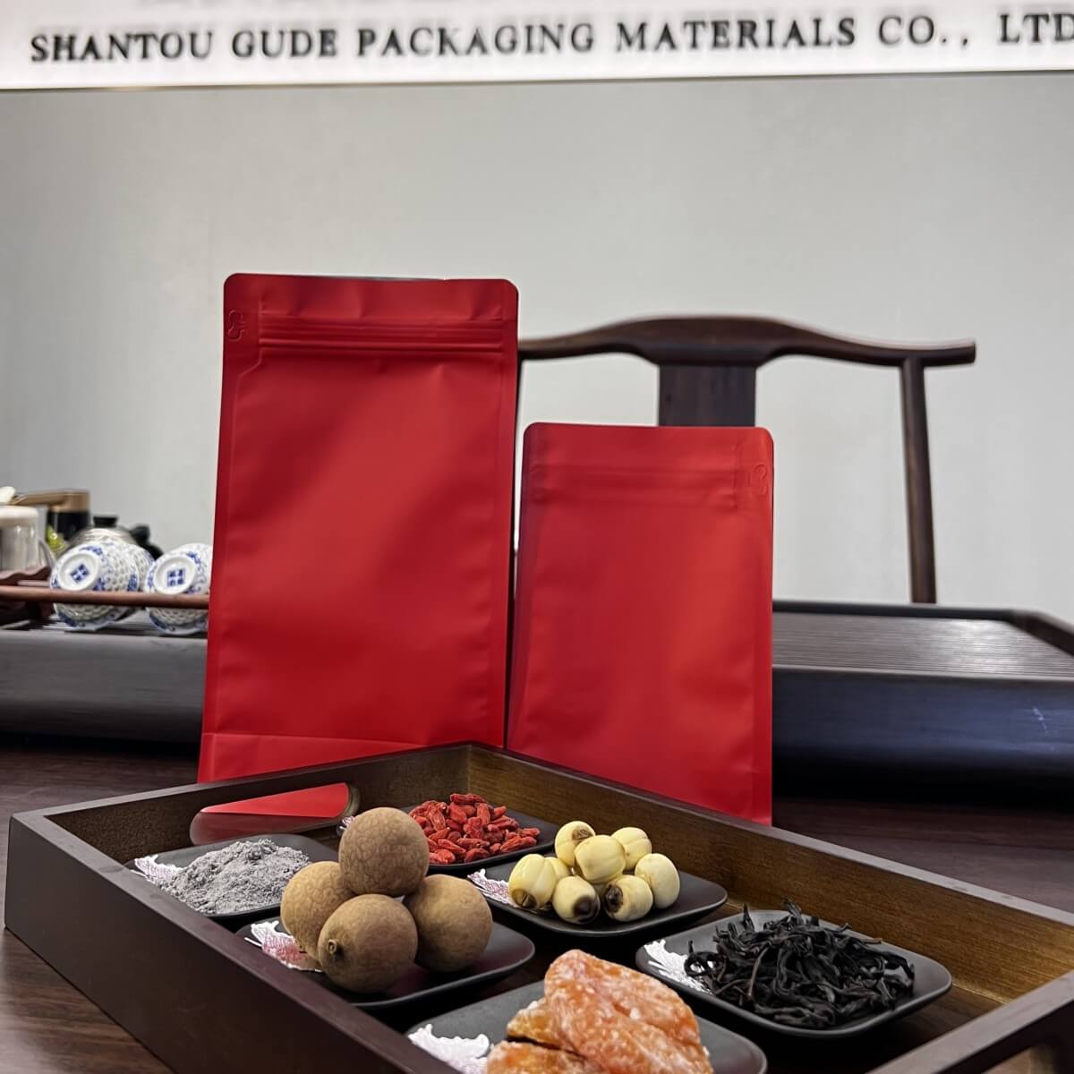 Square bottom pouch (2)