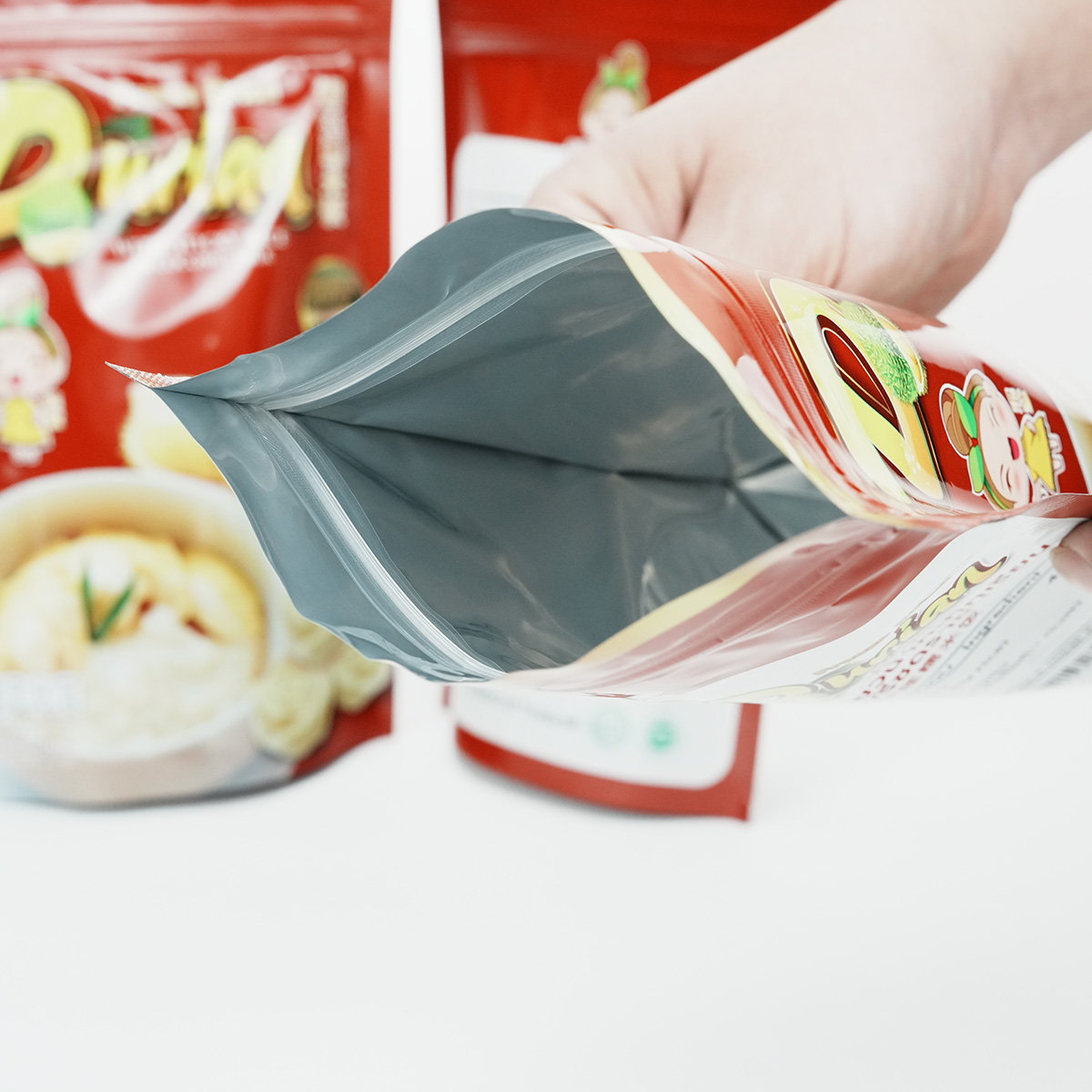 Stand up pouch with zipper (8)