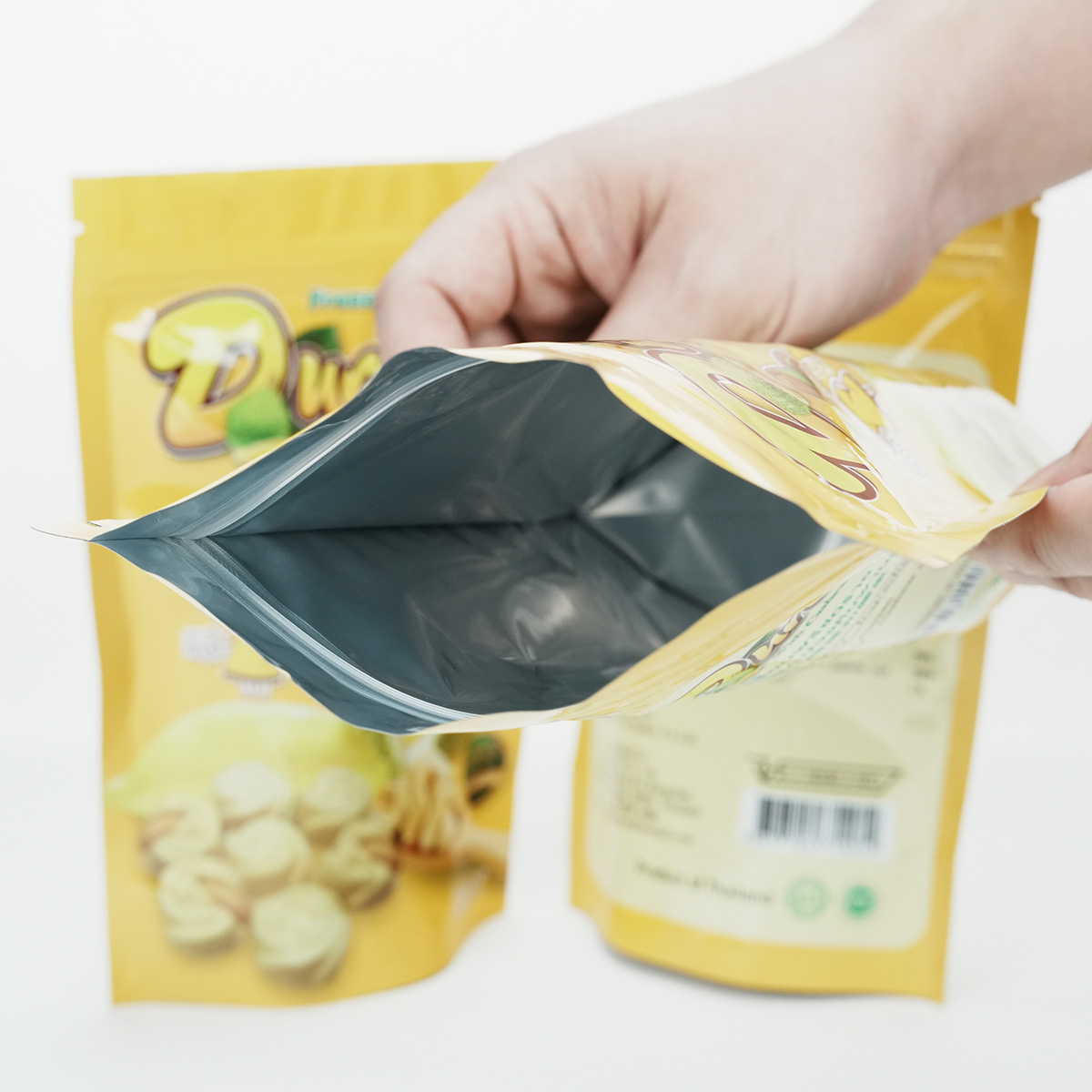 Stand up pouch with zipper (8)