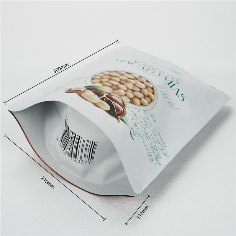 Stand up pouch with zipper
