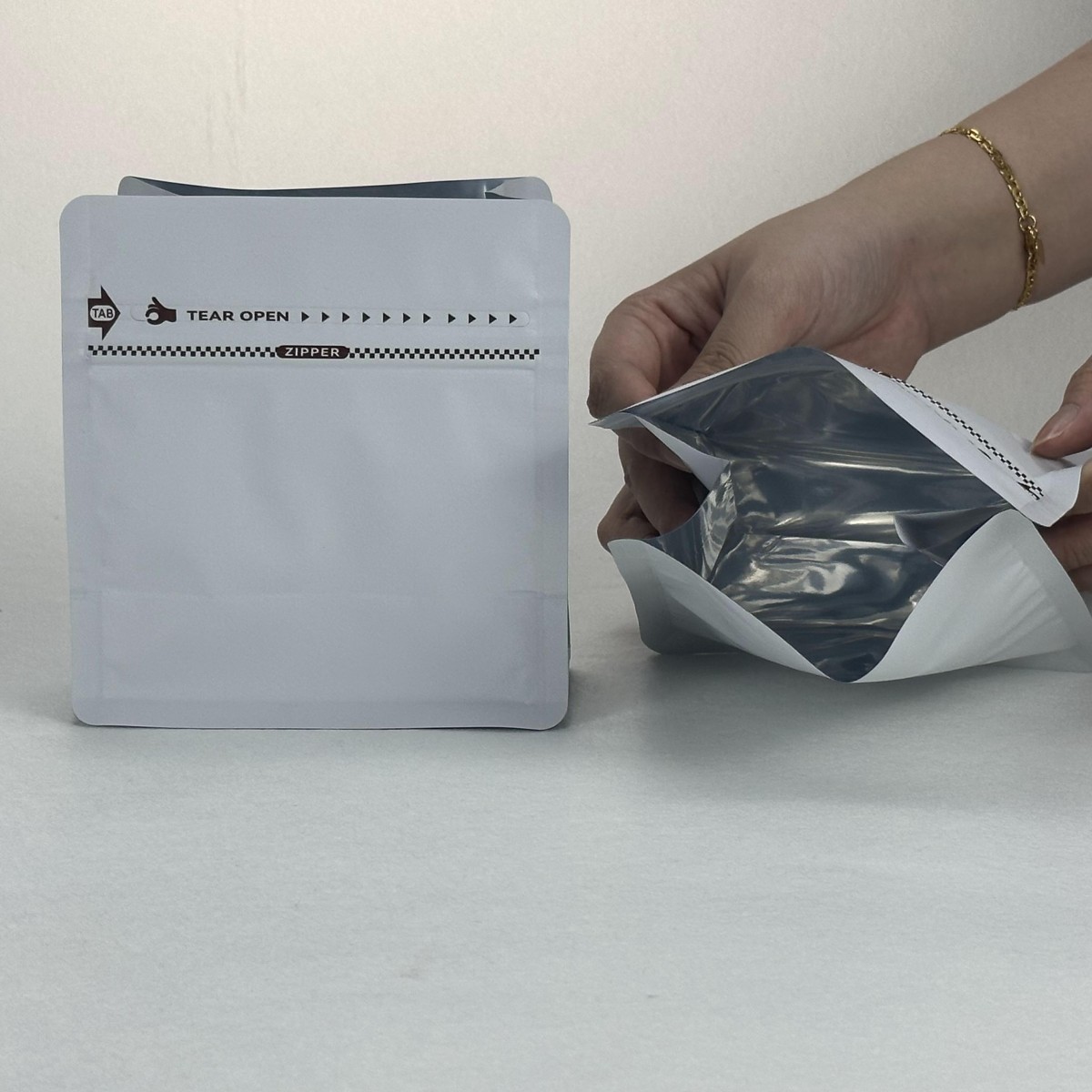 Tea bag (2)